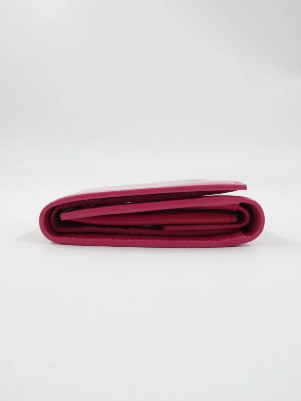Saint Laurent Women's Trifold Wallet In Smooth Pink Leather With Gold Accents - Picture 4 of 15